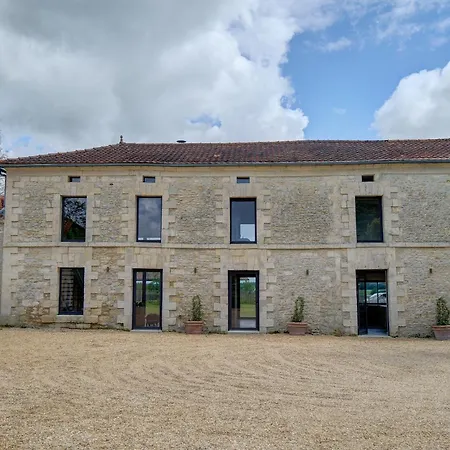 La Feredie Holiday home La Chapelle-Montabourlet