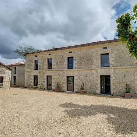 Holiday home La Feredie La Chapelle-Montabourlet